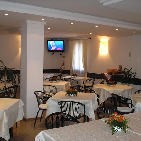 Albergo Romagna Фрата Терме Екстериор снимка