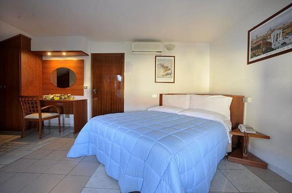 Albergo Romagna Фрата Терме Екстериор снимка