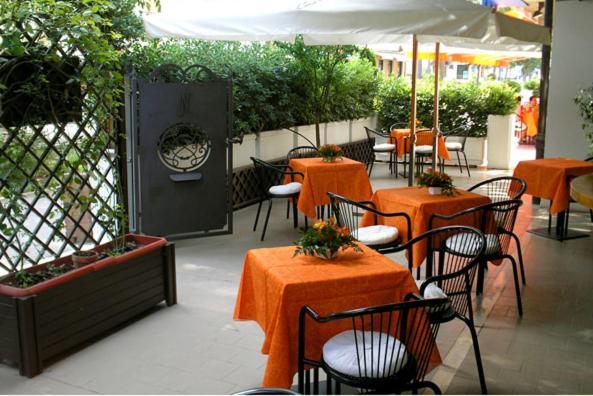 Albergo Romagna Фрата Терме Екстериор снимка