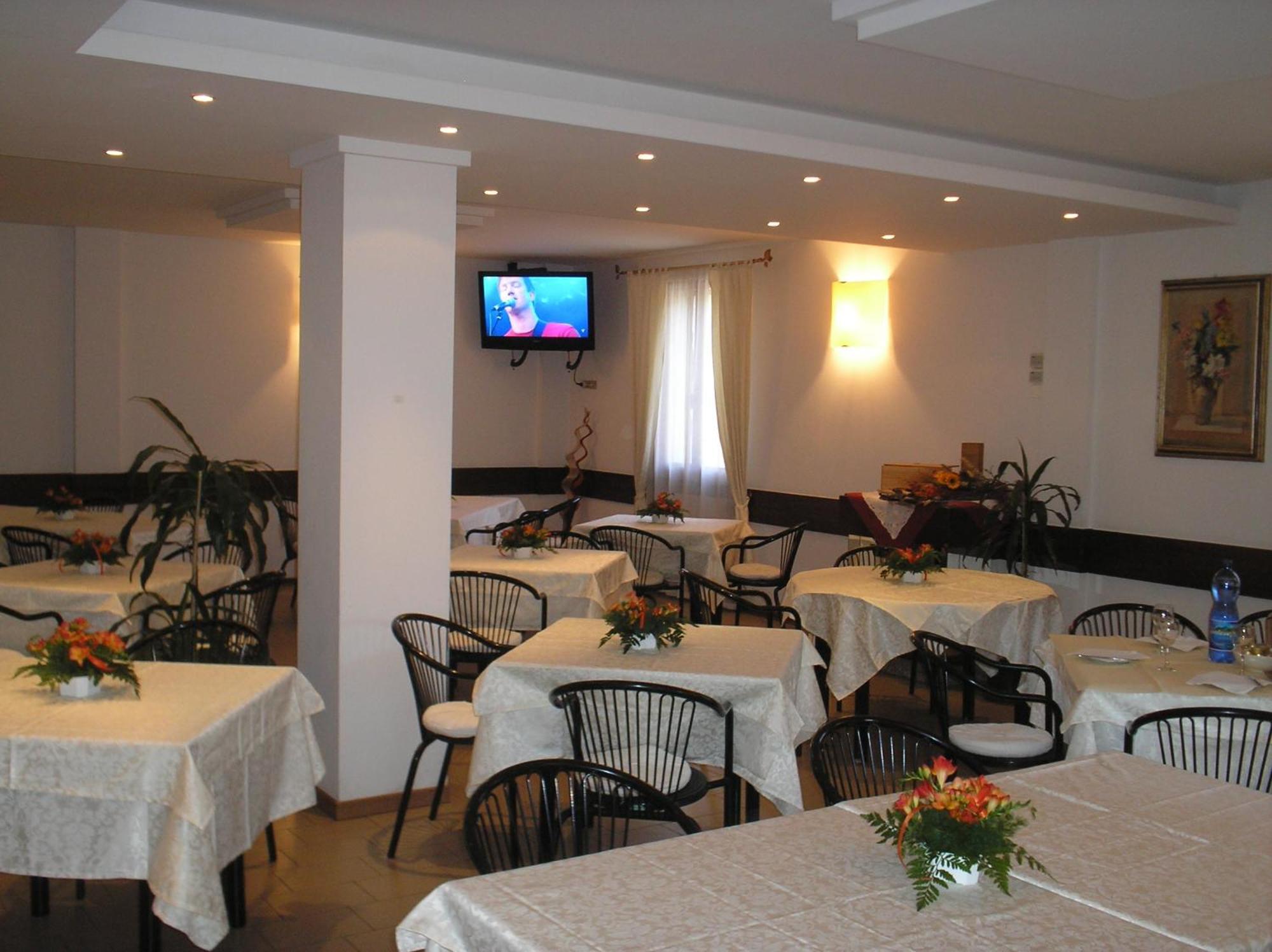Albergo Romagna Фрата Терме Екстериор снимка