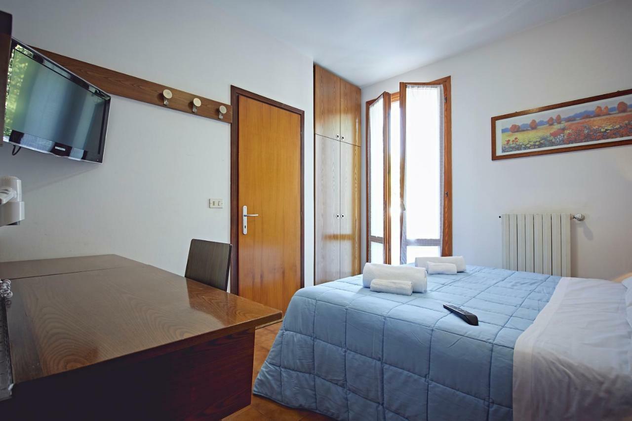 Albergo Romagna Фрата Терме Екстериор снимка