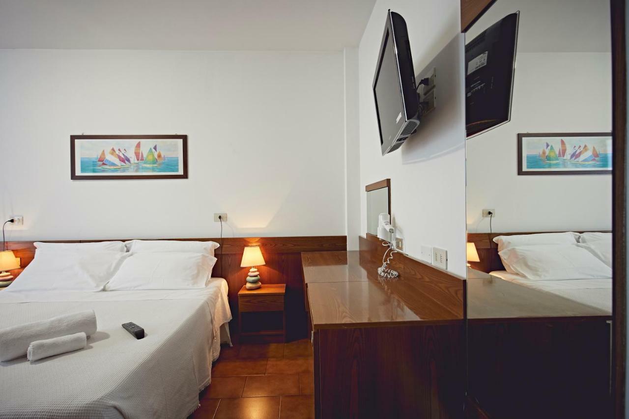 Albergo Romagna Фрата Терме Екстериор снимка