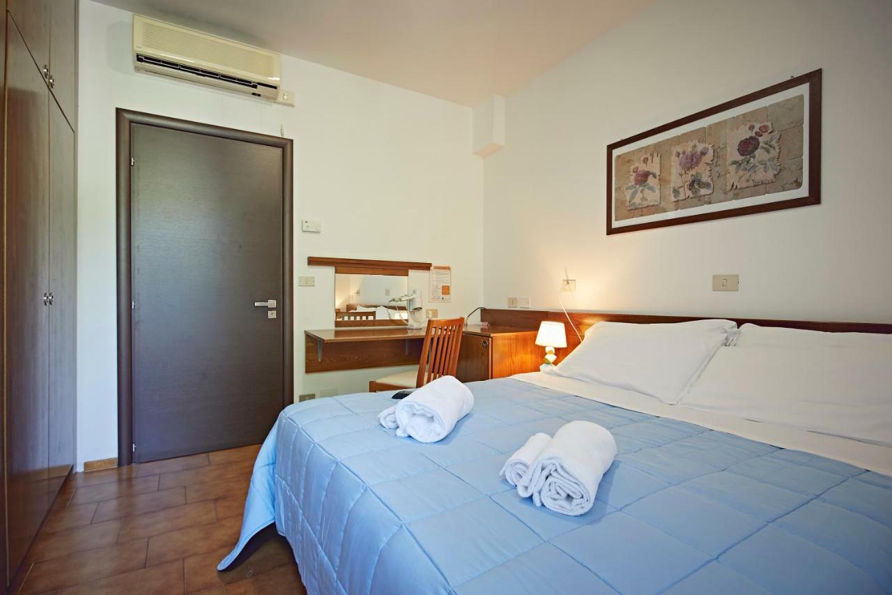 Albergo Romagna Фрата Терме Екстериор снимка