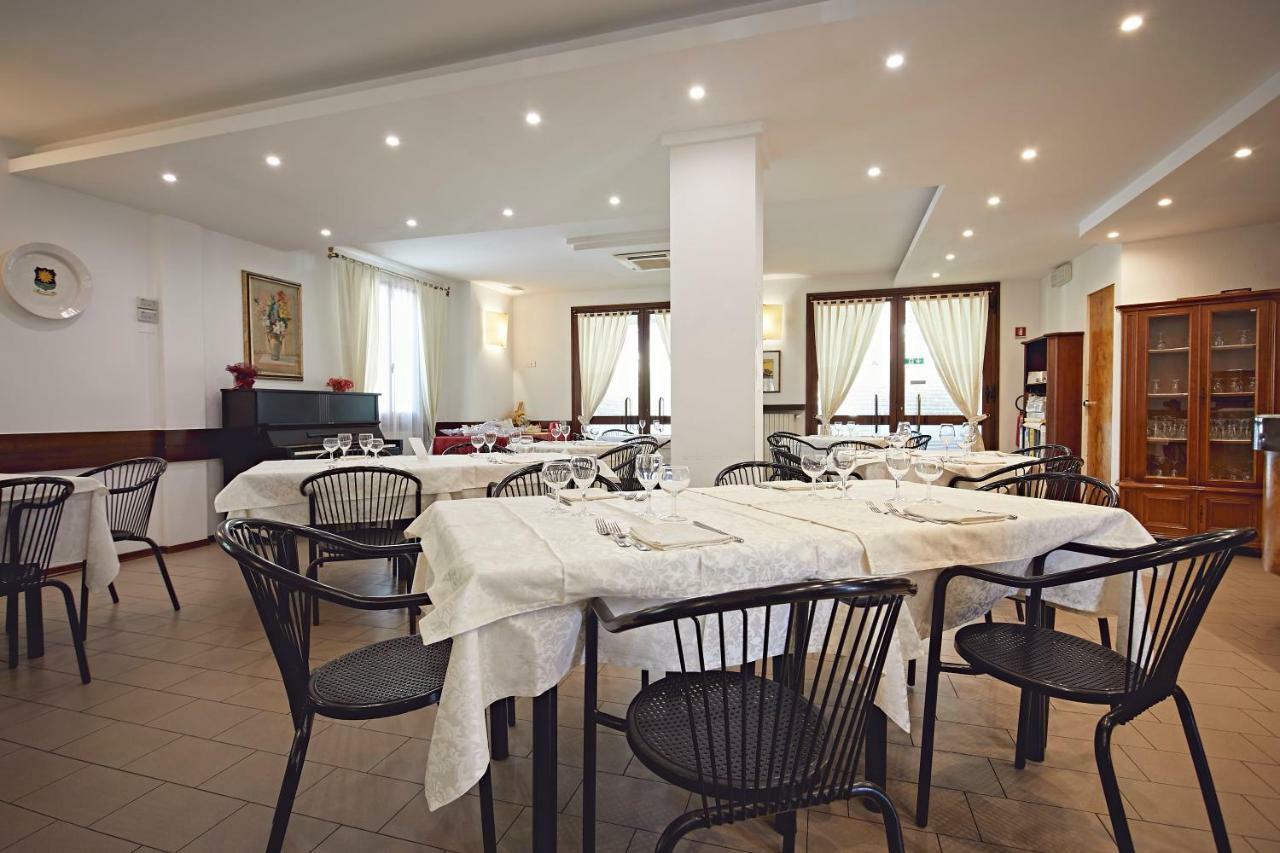Albergo Romagna Фрата Терме Екстериор снимка